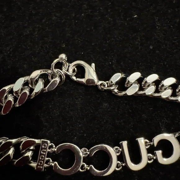 Gucci Silver Logo Chain Bracelet - Picture 5 of 5